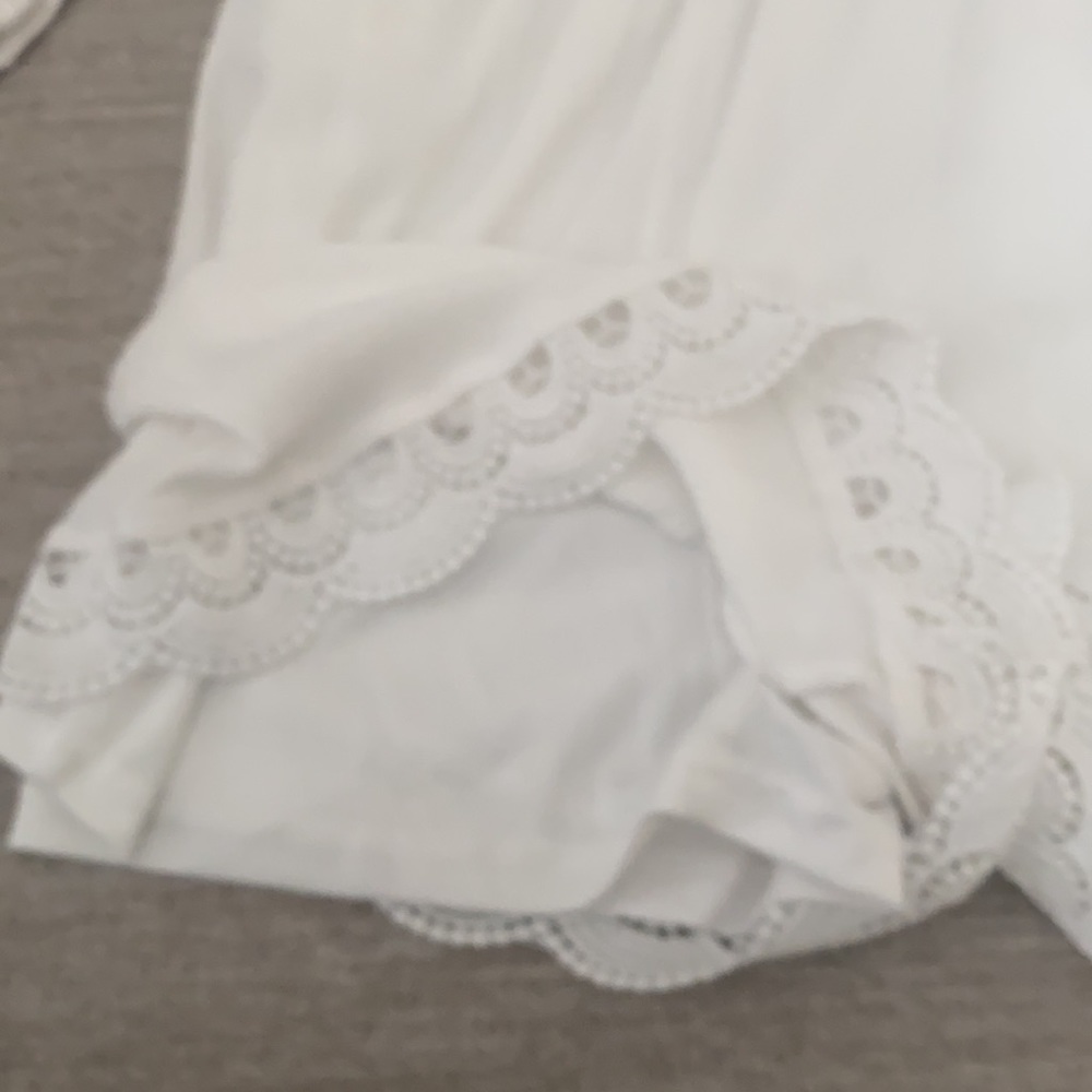 Charlotte Russe white romper Size XS. - Picture 10 of 12